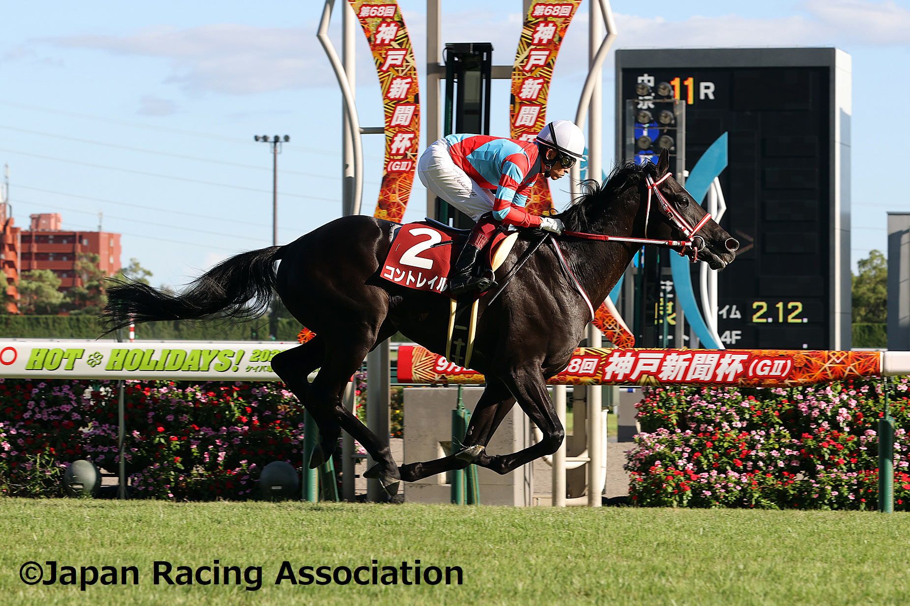 Contrail---JRA-4.jpg