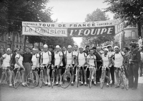 TOUR1947.jpg