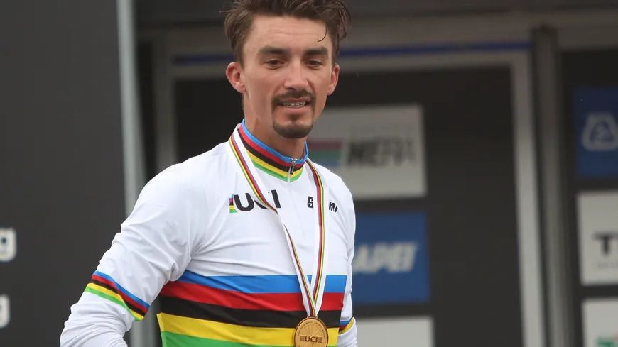 alaphilippe-champion-du-monde.jpeg