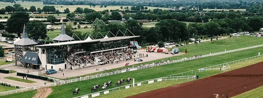 hippodrome-ligneres-en-berry-01-900.jpg